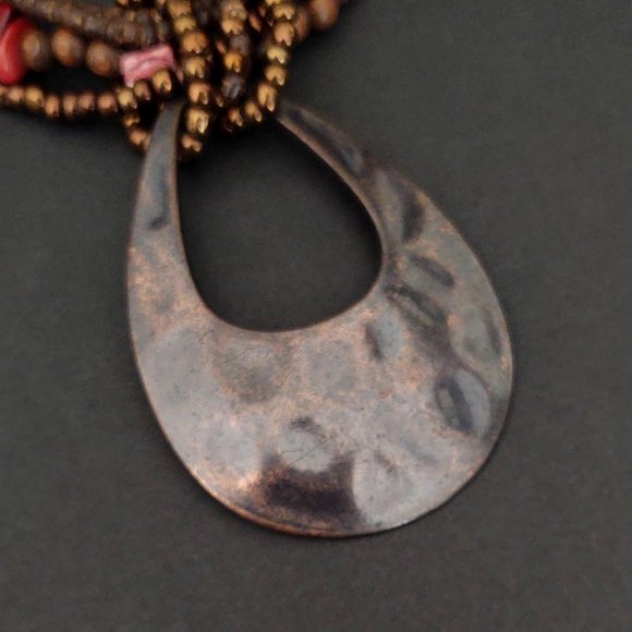 Copper/bronze, orange red shell and wooden bead pendant necklace - Picture 6 of 11